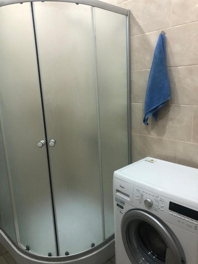 Nigoyana,23 Apartment Вокзал Днепр Eksteriør billede